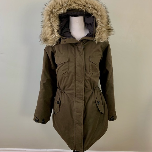 Aritzia Parka Community Paradigm Jacket Down Coat size XLarge Large Green - Picture 2 of 15